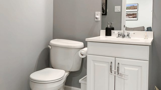 Transform Your Bathroom: Modern Makeovers for Instant Calm