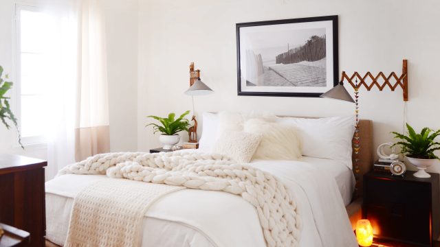 Massive Discounts on Premium Throws: Your Perfect Winter Deal