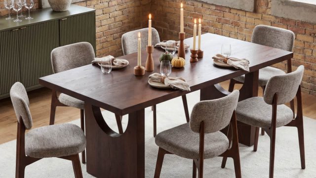 Effortless Entertaining: Tips for a Memorable Dinner Party
