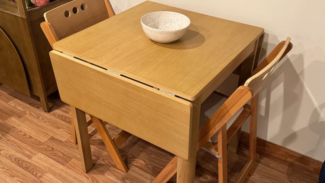 Transform Your Dining Experience with This Innovative Small-Space Table