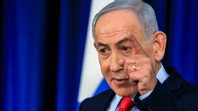 Netanyahu's Political Strategies Amid Rising Tensions in Israel