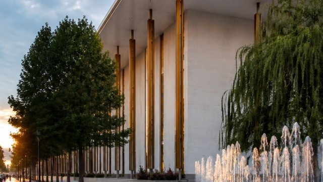 Kennedy Center's New Look: A Shift in Cultural Representation