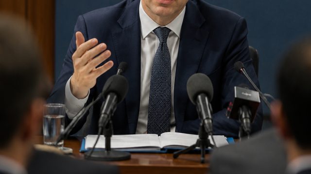Financial Minister Reveals Staffing Issues at Children's Clinic | tebak tebakan kartu, slot casino o