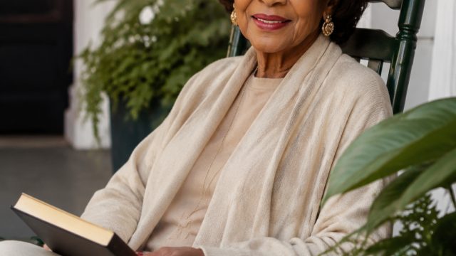 Celebrating the Legacy of Shirley Lord: A Trailblazer in Beauty and Literature | agen slot deposit 5